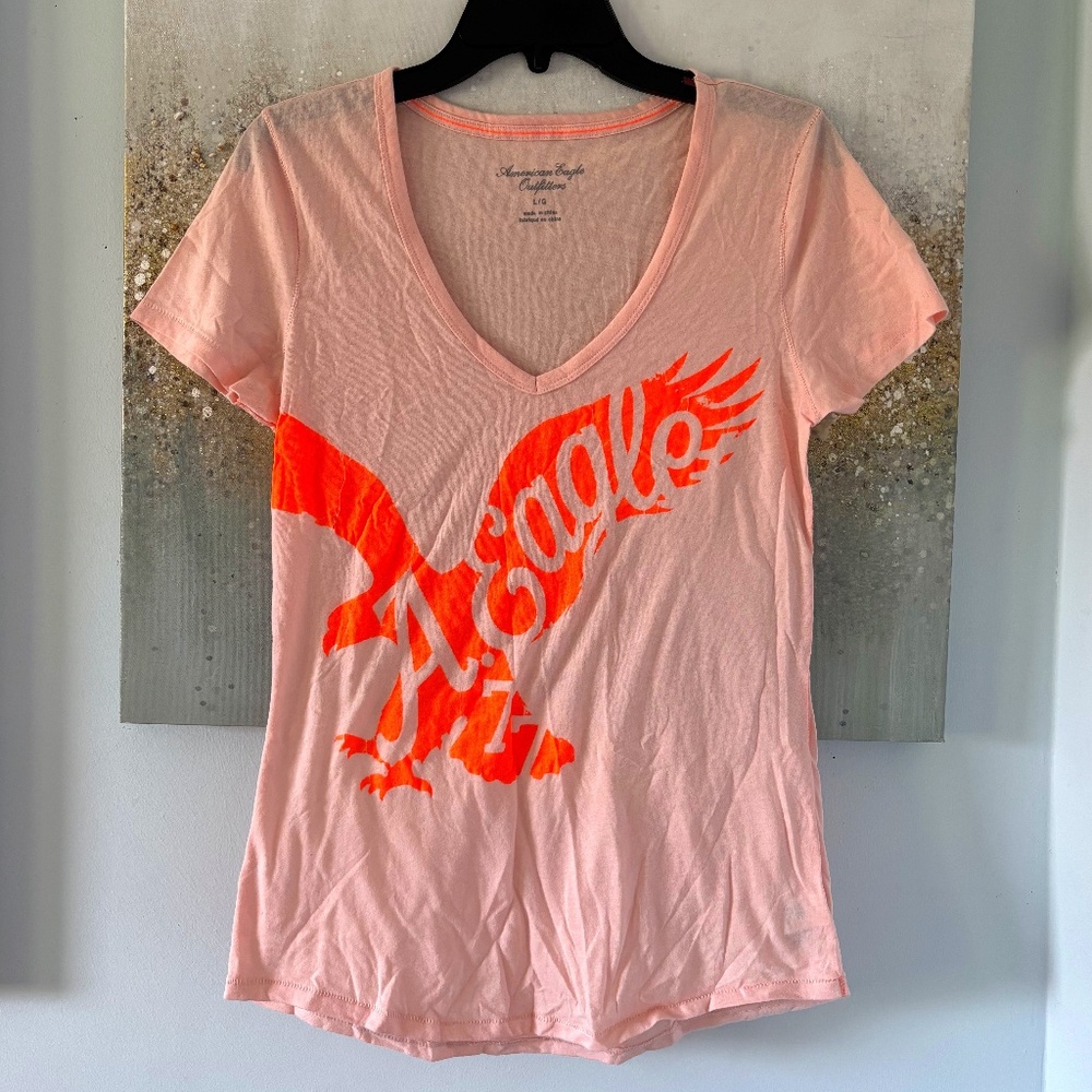 American Eagle T-Shirt (NWOT)